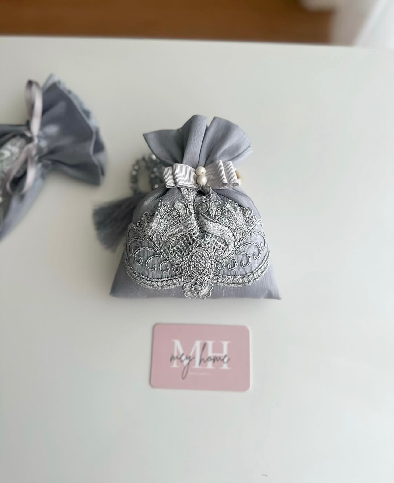 Hanzade gray set