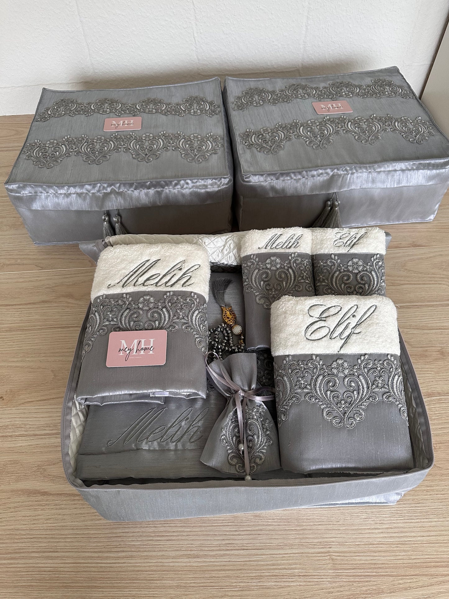 Elif & Melih Prayer Rug Set