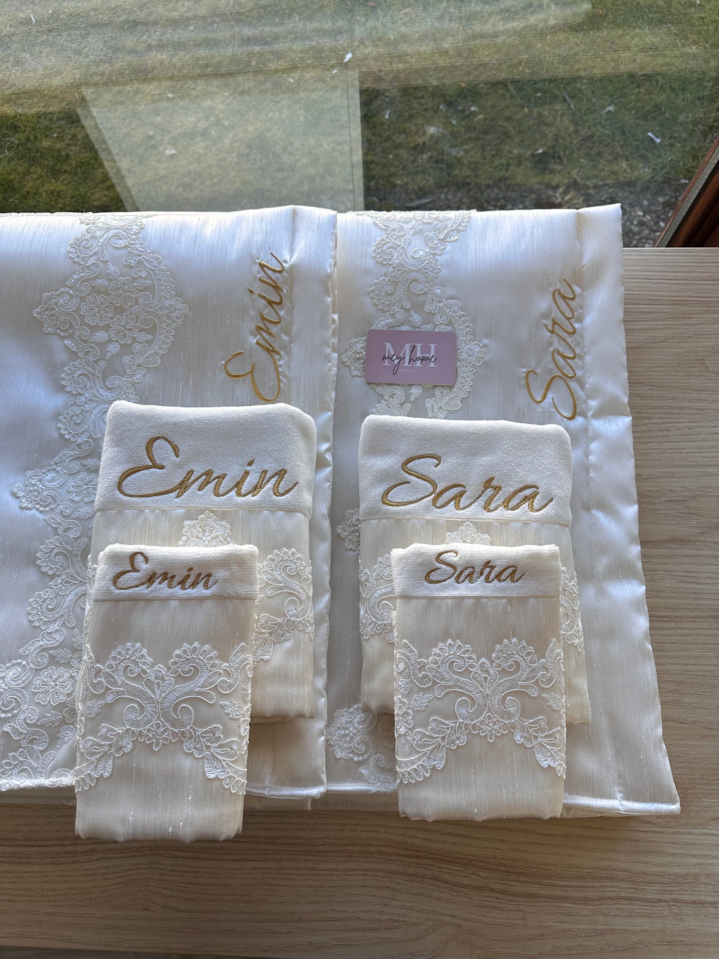 Emin & Sara seccade seti