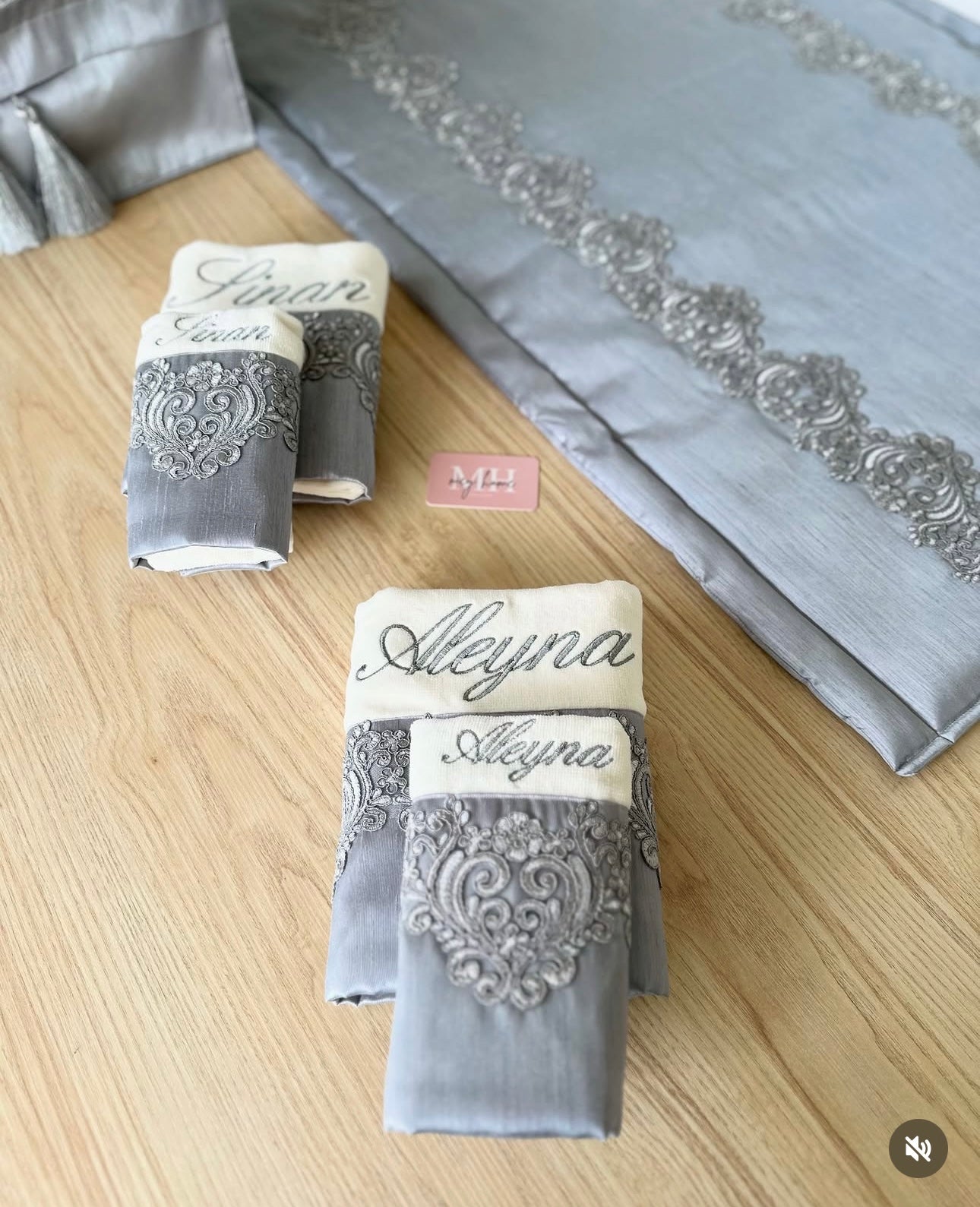 Aleyna & Sinan prayer rug set
