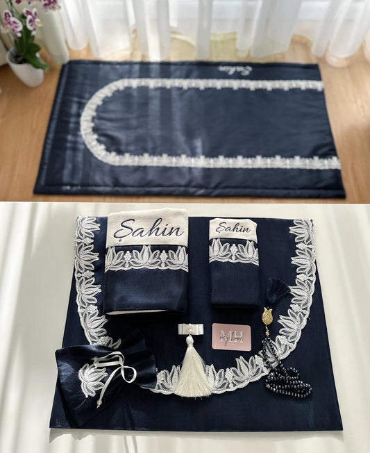 Falcon prayer rug set